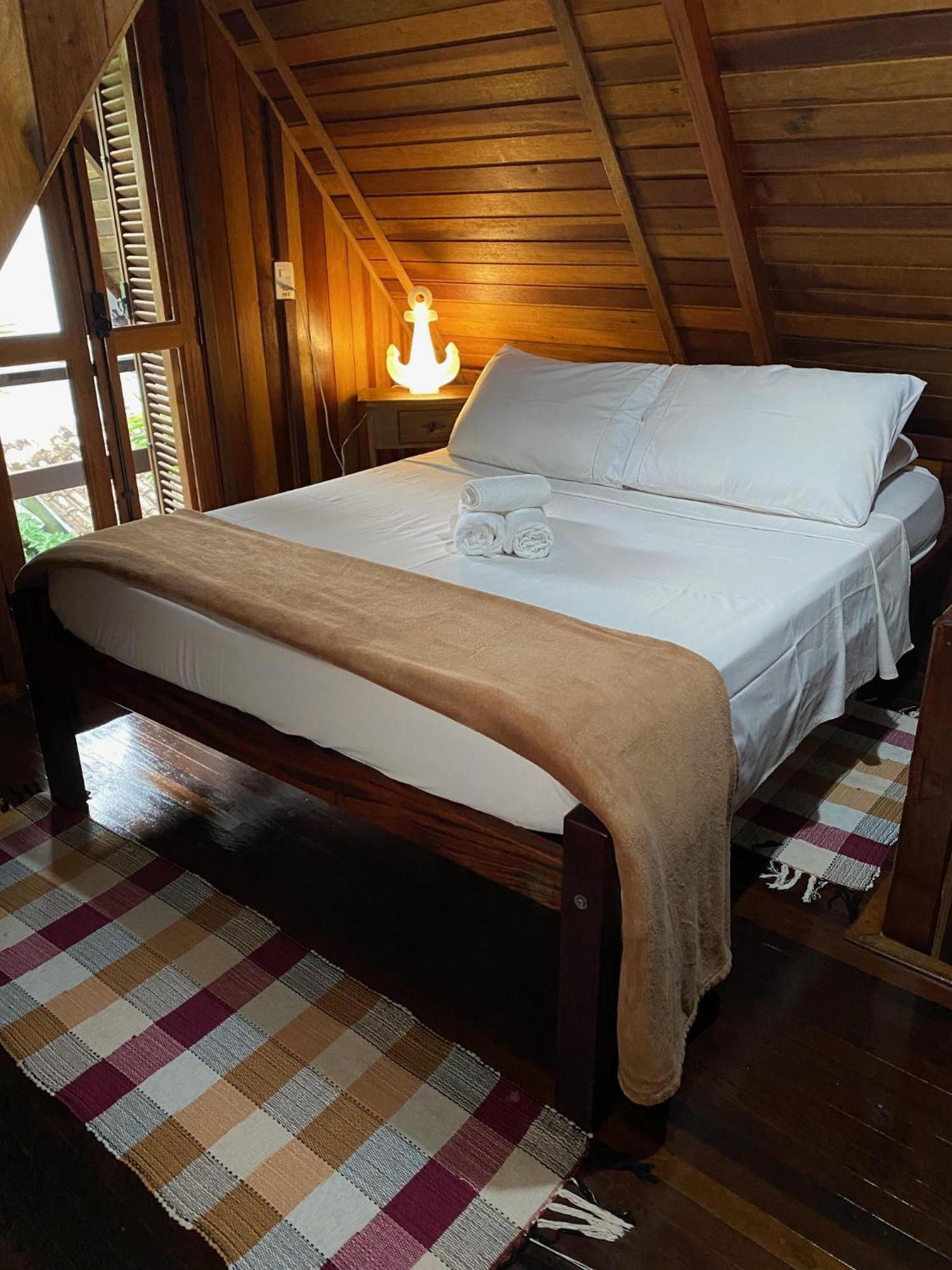 Inn Refugio Do Pirata *